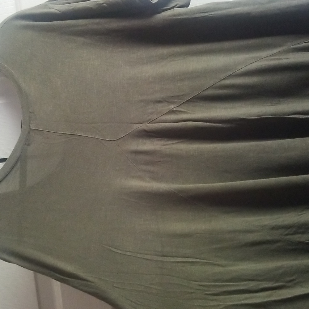 Flowy top - Picture 6 of 8